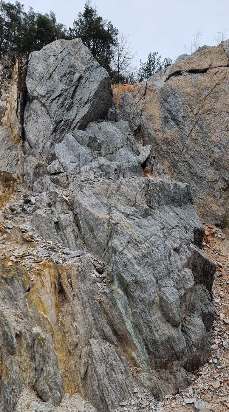 Affleurement de Pyrite massive
